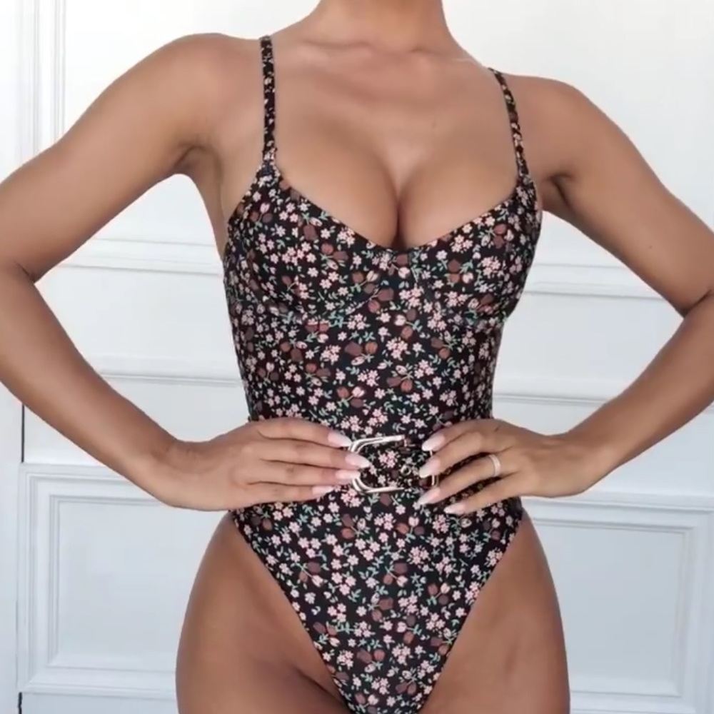 House of CB swimsuit “UNA”